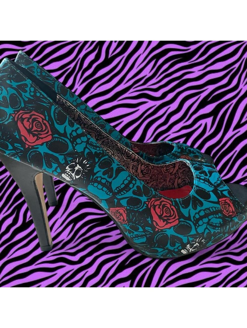 NWOB Iron Fist Muerte heels
